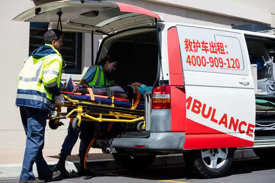 提高比赛安全系数：活动赛事救护车服务，为你的比赛提供专业的安全保护！