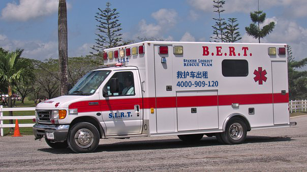 北京救护车租赁中心指引：为病号同行者转诊提供安全保障