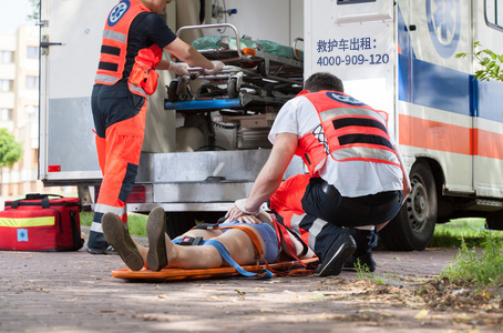 转院无忧：北京市患者急救车护送中心安全保障全解析