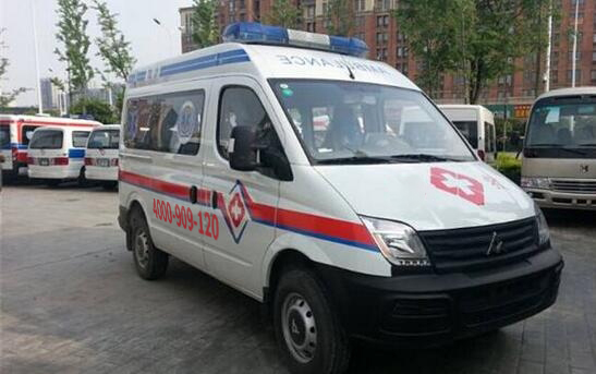 安全监护：昌平区冲浪赛事赛事保障120救护车，专业服务随心所欲！